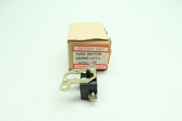 GE IC698CRE030 Control Rack, Enclosure - Image 2